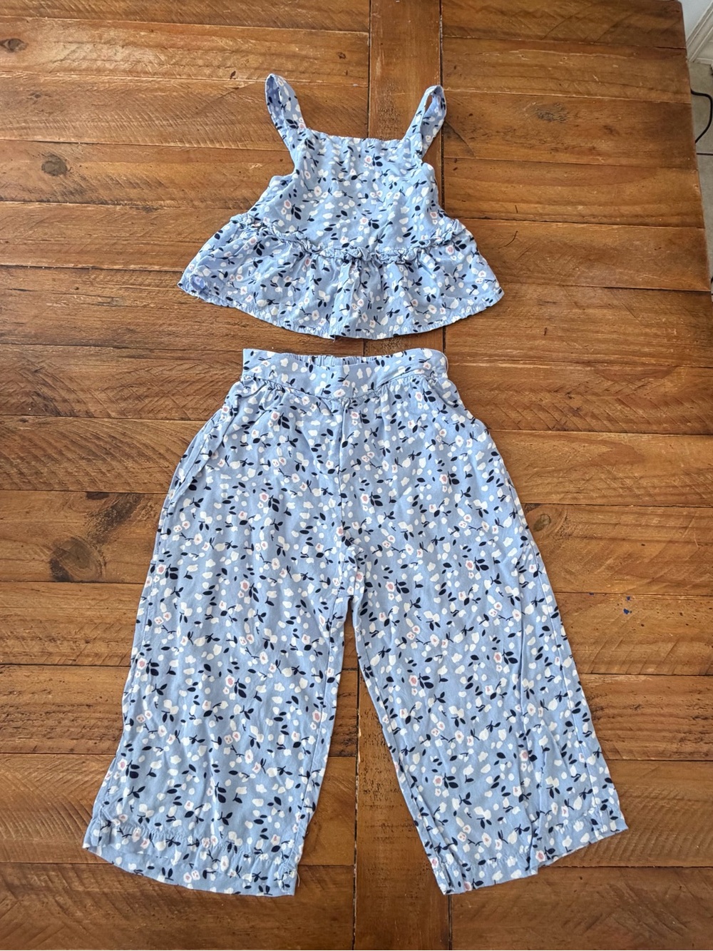 btween Light Blue Floral Ruffled Crop & Wide-Leg Set